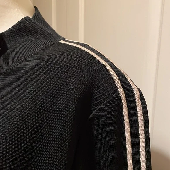 Garfield & Marks black zip jacket with pale pink stripes. Size XL. VGUC - Picture 3 of 6